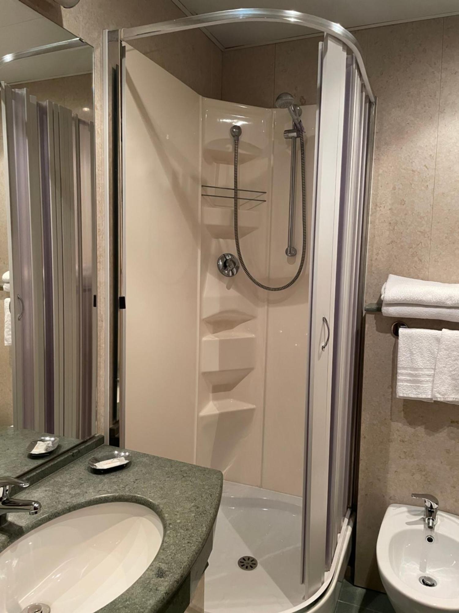 Hotel Mondial Rapallo Kamer foto