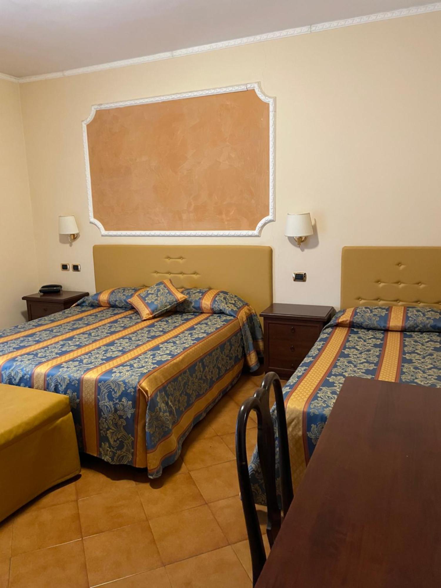Hotel Mondial Rapallo Kamer foto