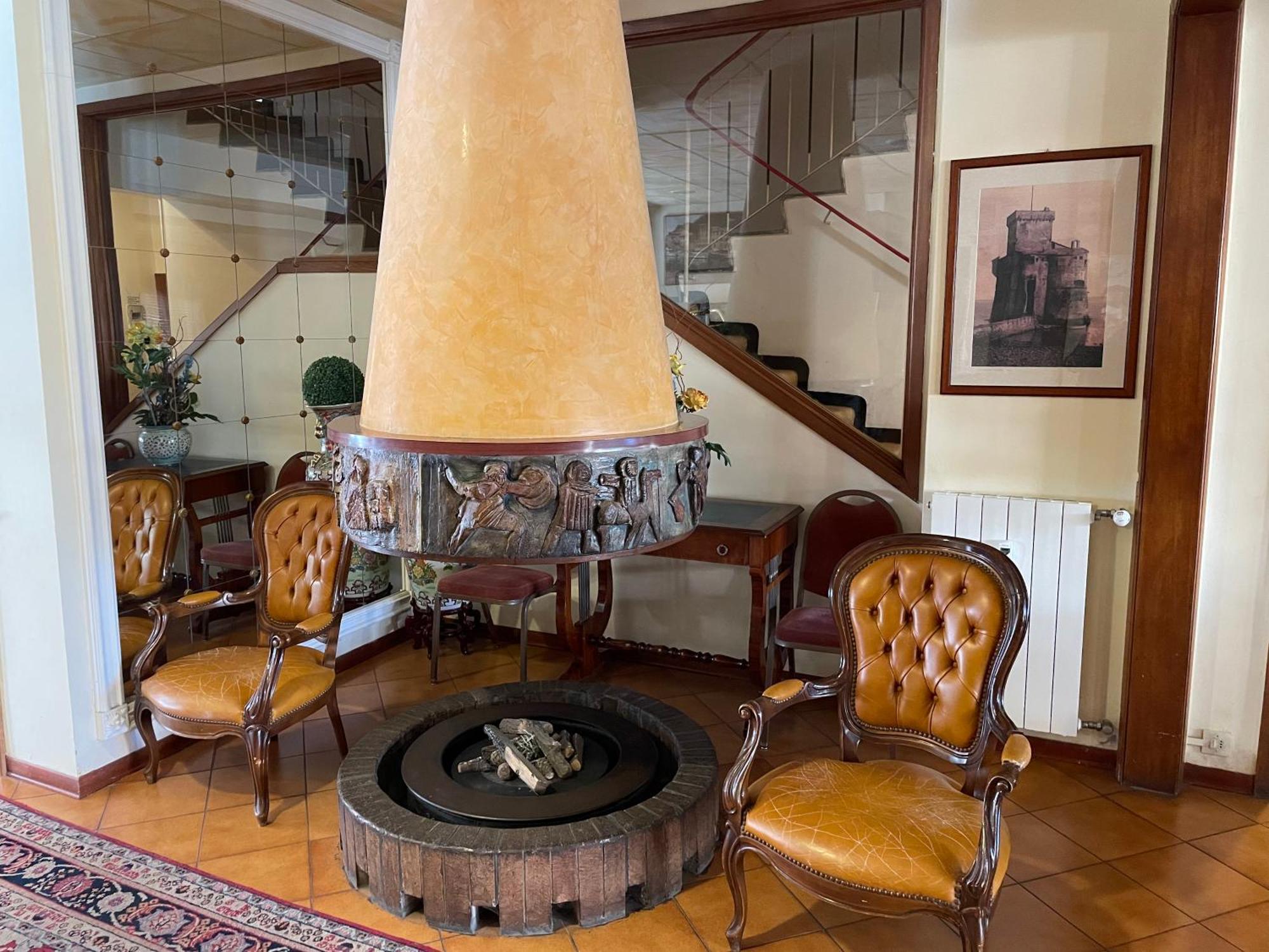 Hotel Mondial Rapallo Buitenkant foto