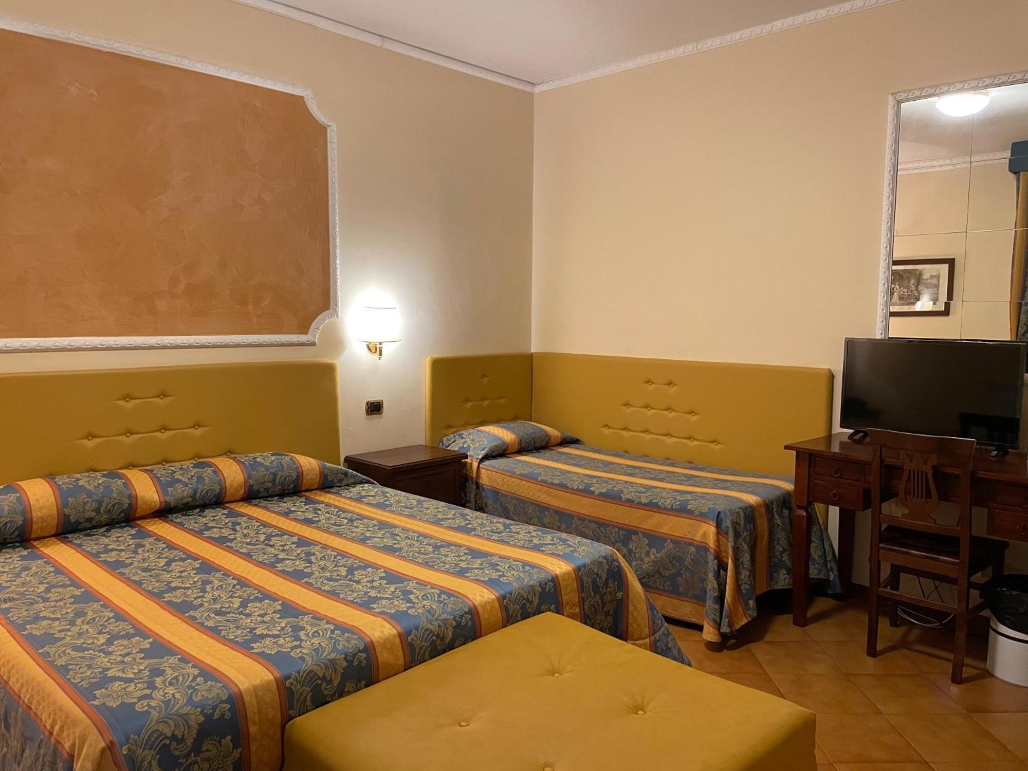 Hotel Mondial Rapallo Kamer foto