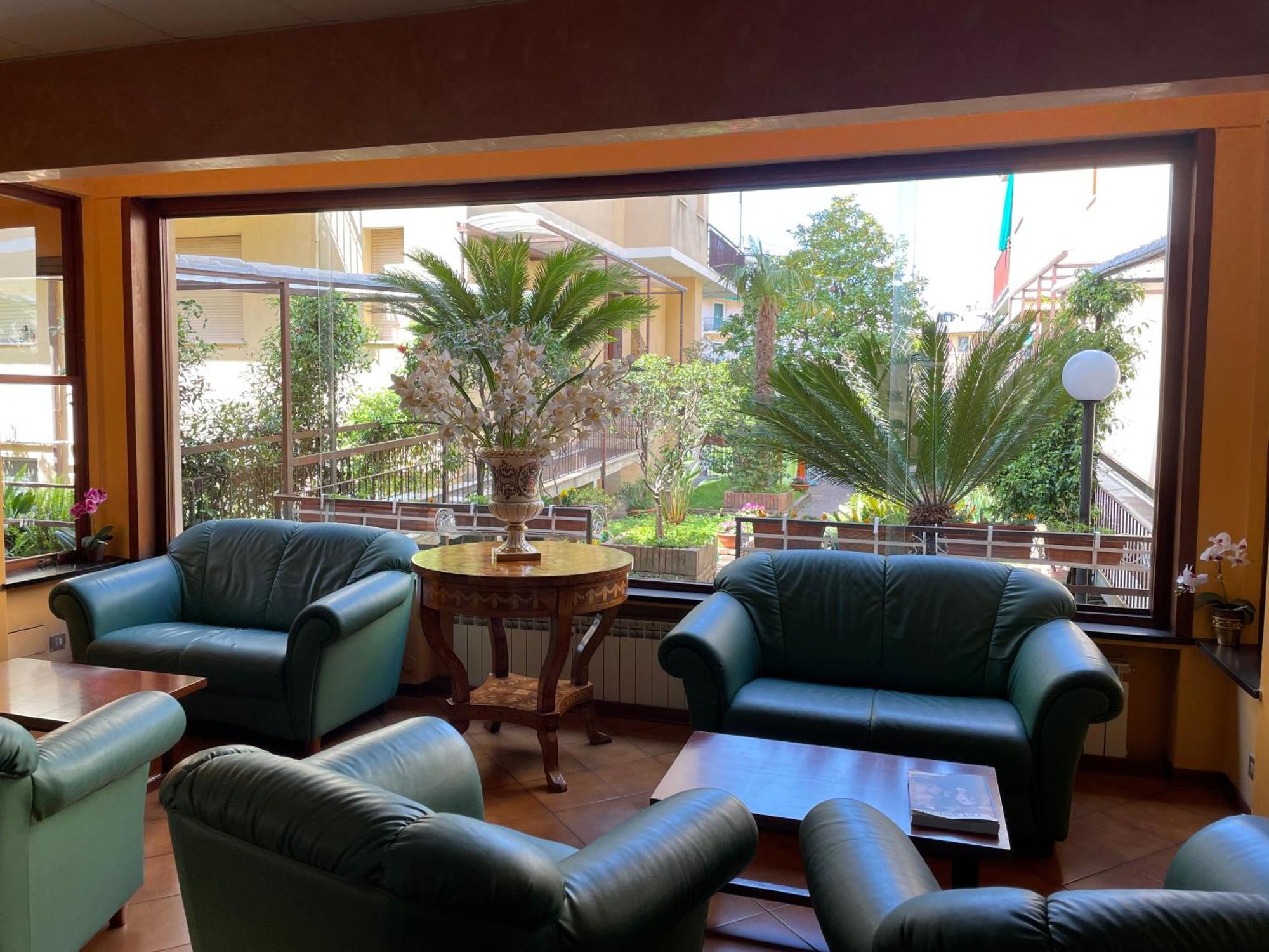 Hotel Mondial Rapallo Buitenkant foto