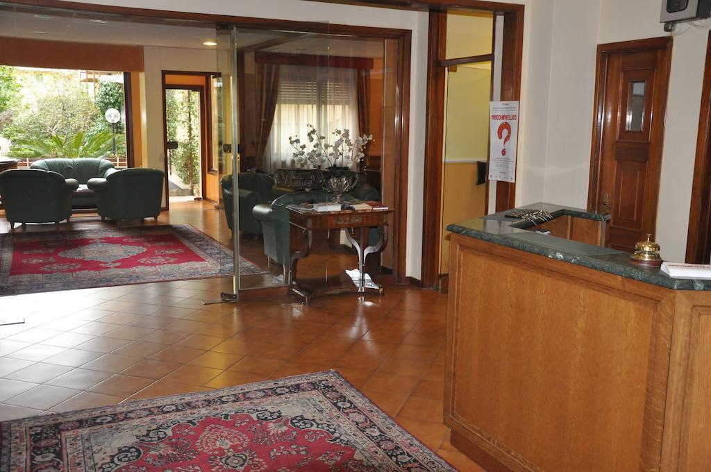 Hotel Mondial Rapallo Buitenkant foto