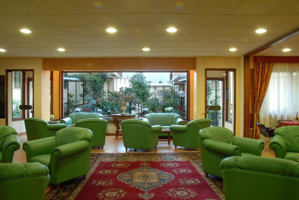 Hotel Mondial Rapallo Buitenkant foto